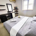 Apartment Sweet New Pazar