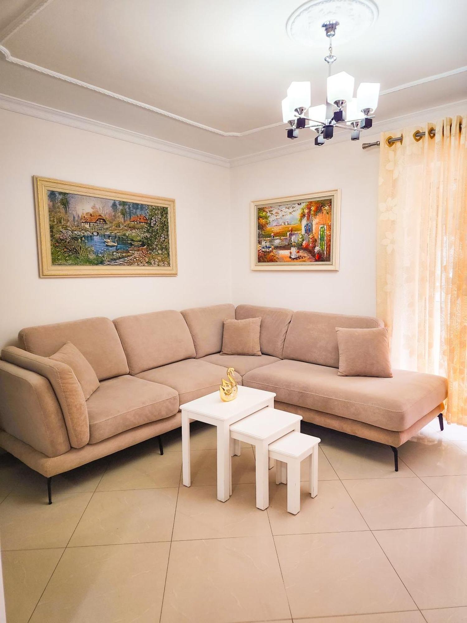 Sweet New Pazar Appartamento Tirana